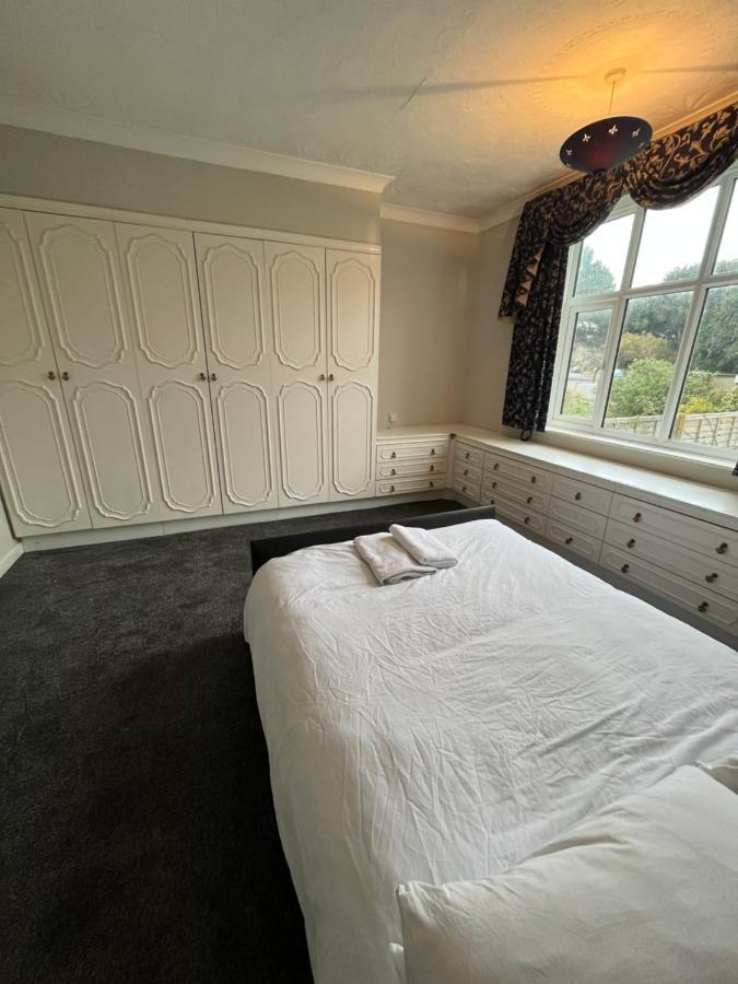 19A Stourwood Avenue Villa Bournemouth Eksteriør billede